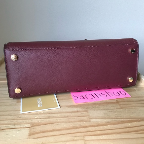 🌼Michael Kors Purse - Picture 6 of 15